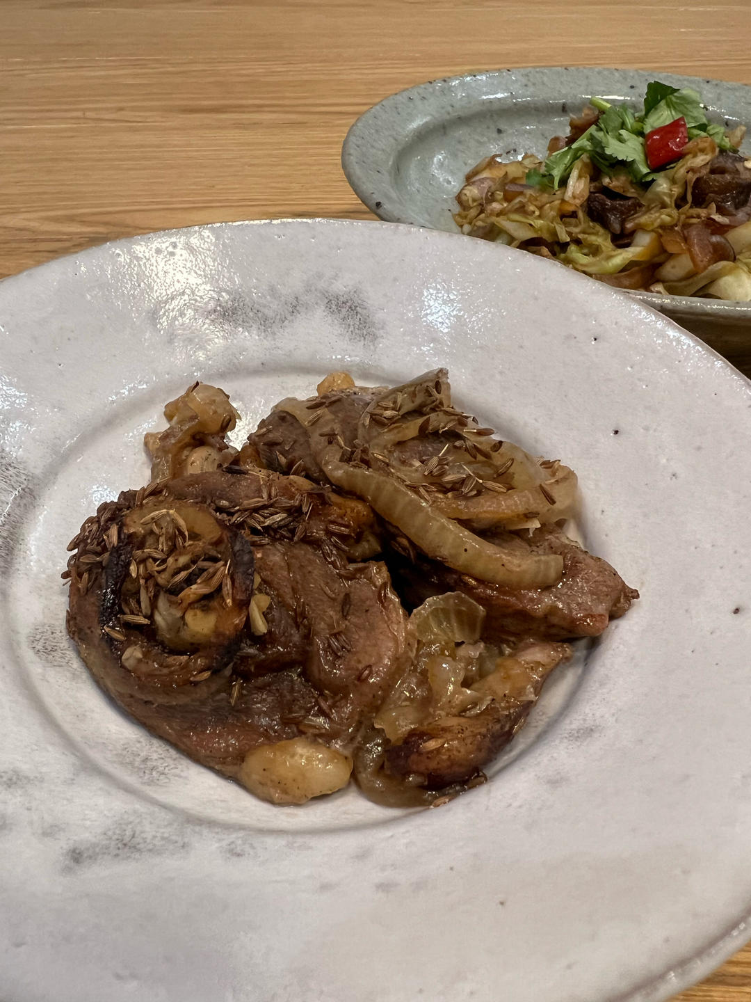 家庭版超嫩多汁的烤羊腿肉