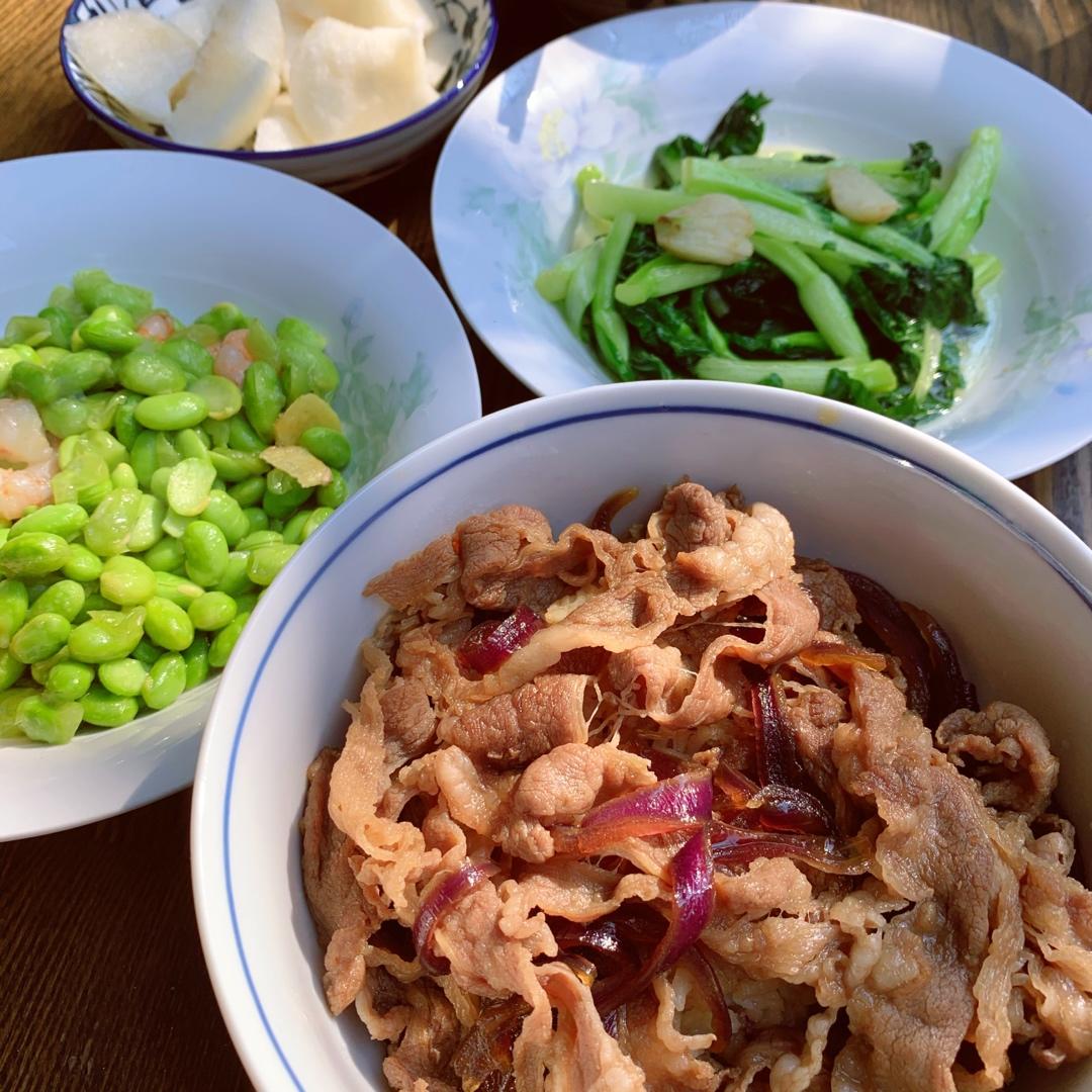 日式牛肉盖饭 -吉野家牛肉饭