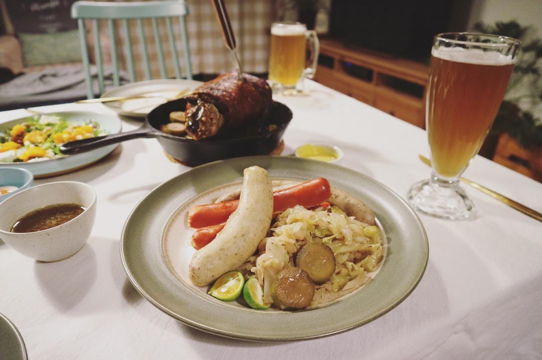 德国烤猪肘Schweinshaxe