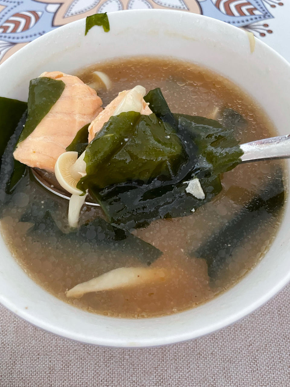 豆腐裙带菜味噌汤