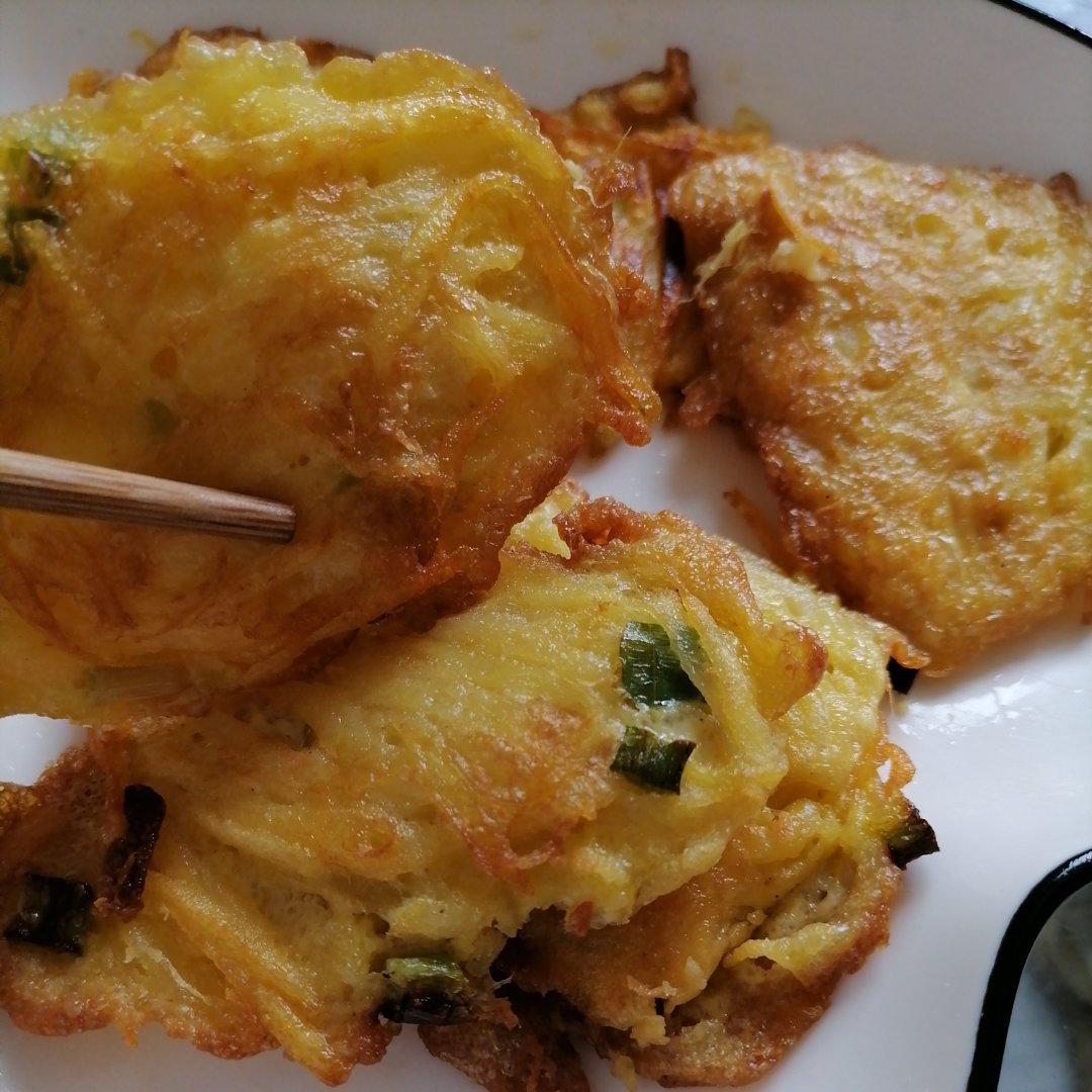 鸡蛋土豆饼