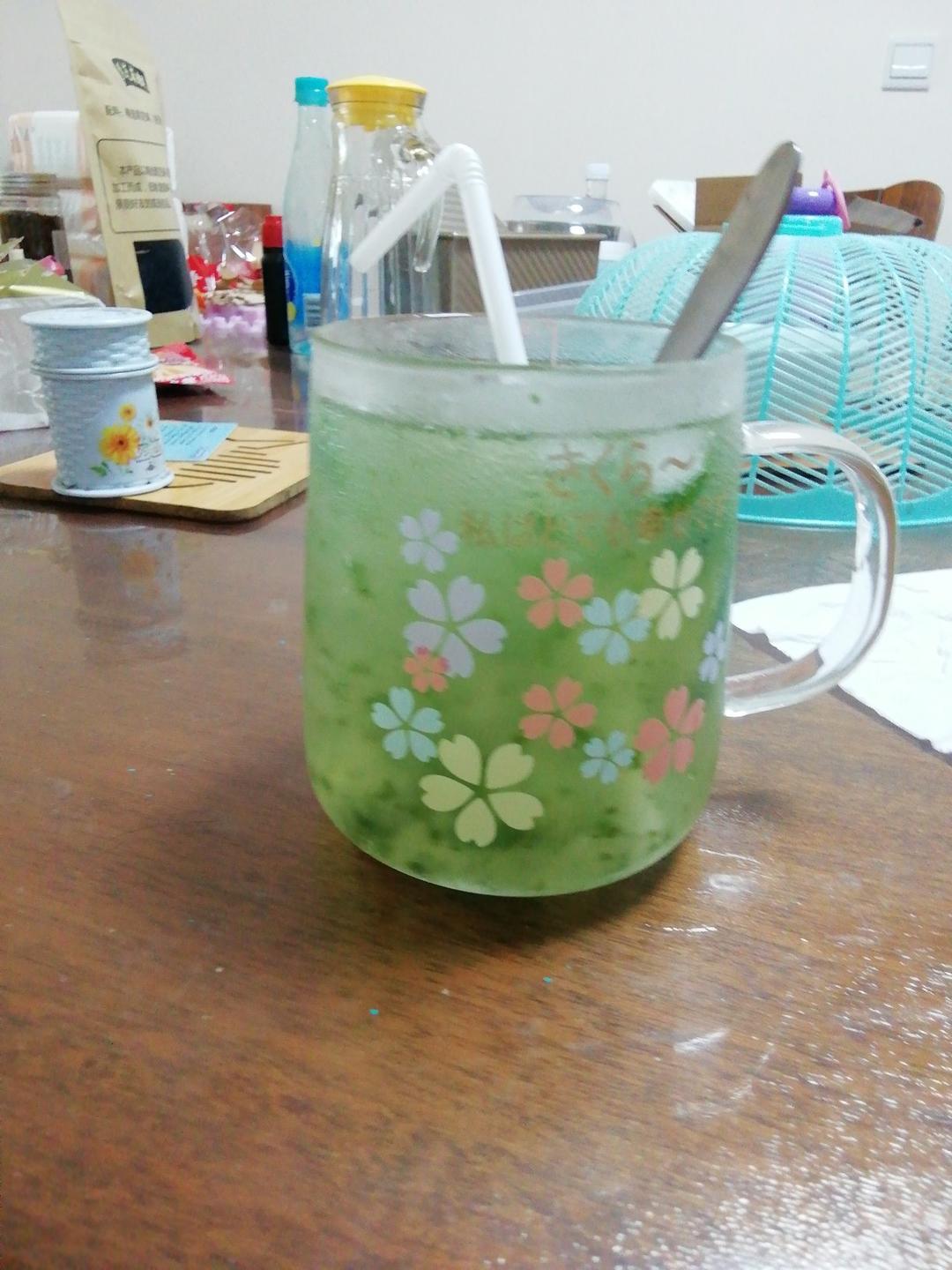 薄荷糖莫吉托