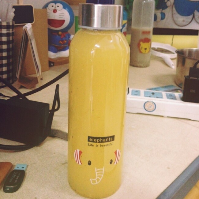 黄色西瓜汁