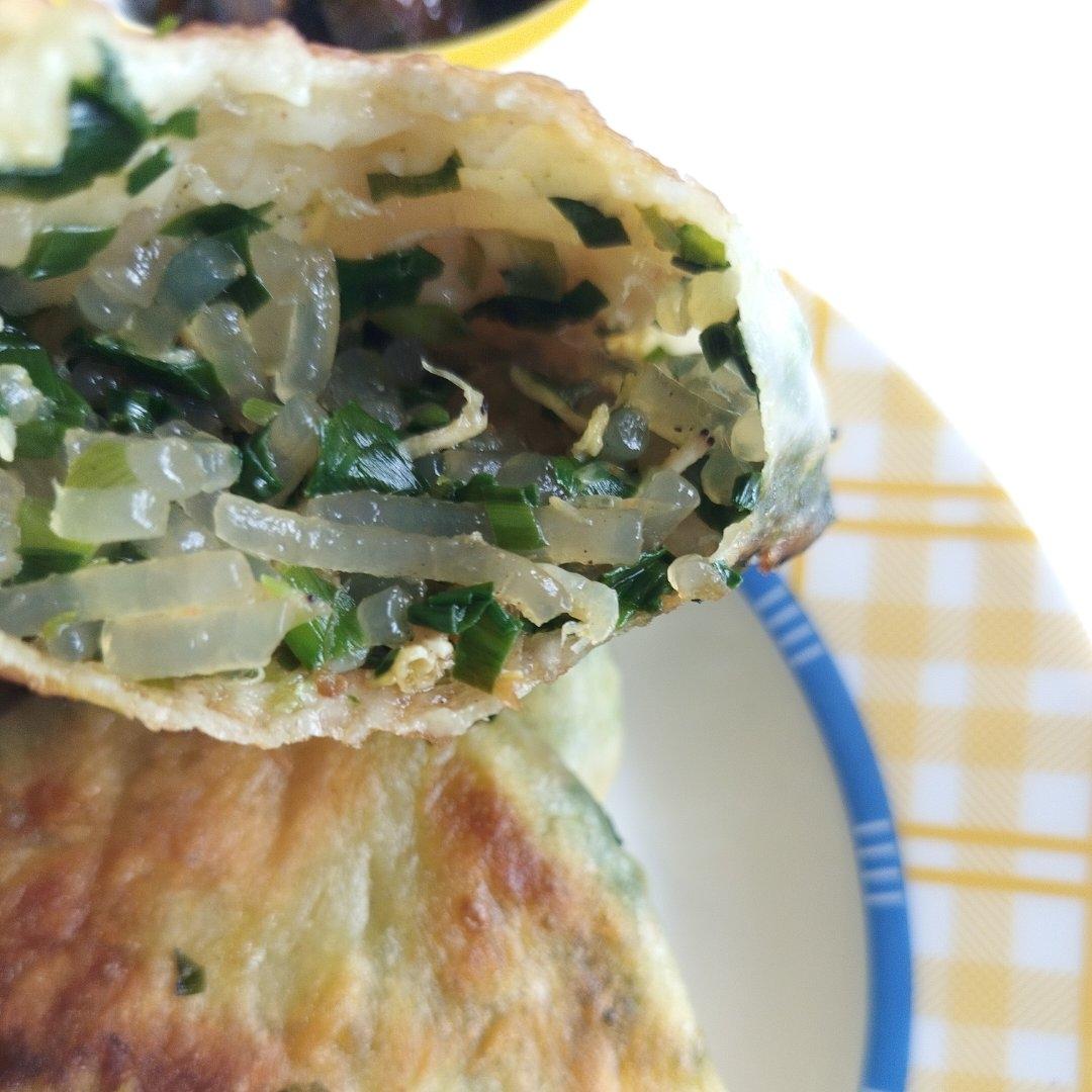 皮薄如纸的韭菜馅饼|免揉面法