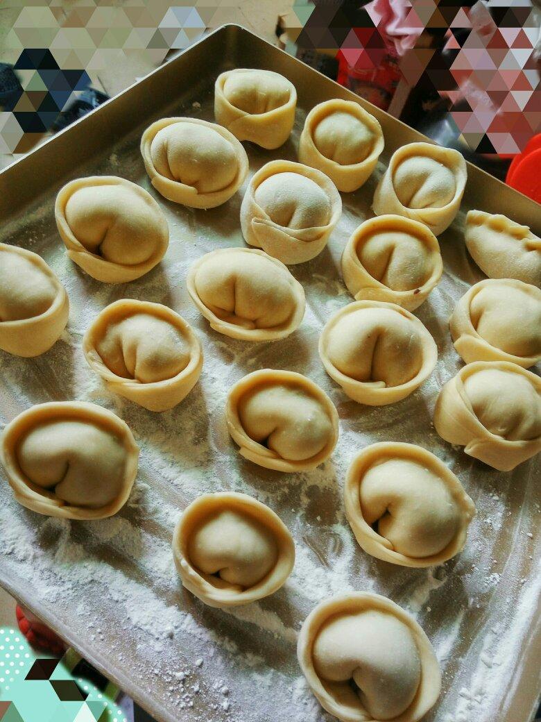 包菜猪肉水饺【附带饺子皮做法】