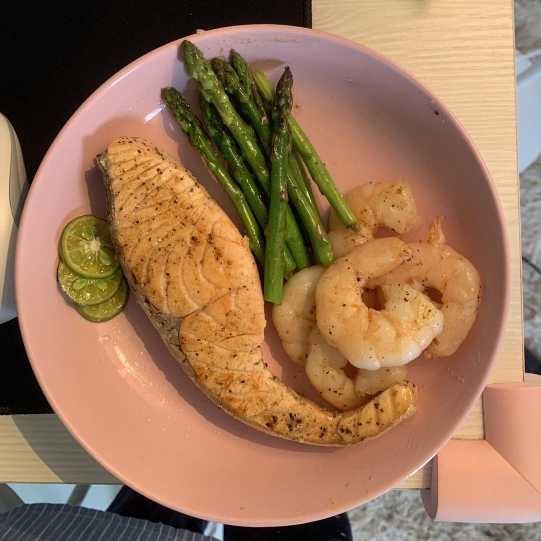 柠檬香煎三文鱼（无油版）