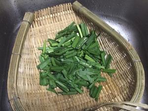 《昨日的美食》之吉尔贝尔风泡菜汤（佐蛤蜊和豆腐）的做法 步骤4