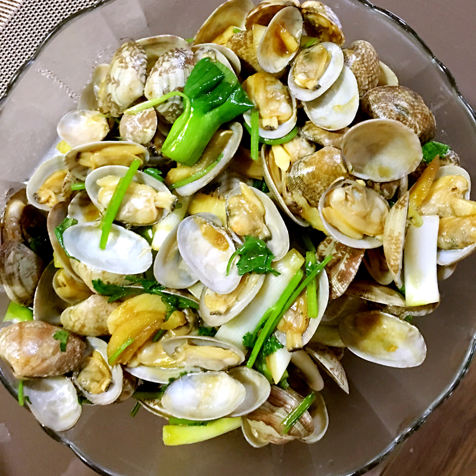 悟空-24做的葱炒花蛤