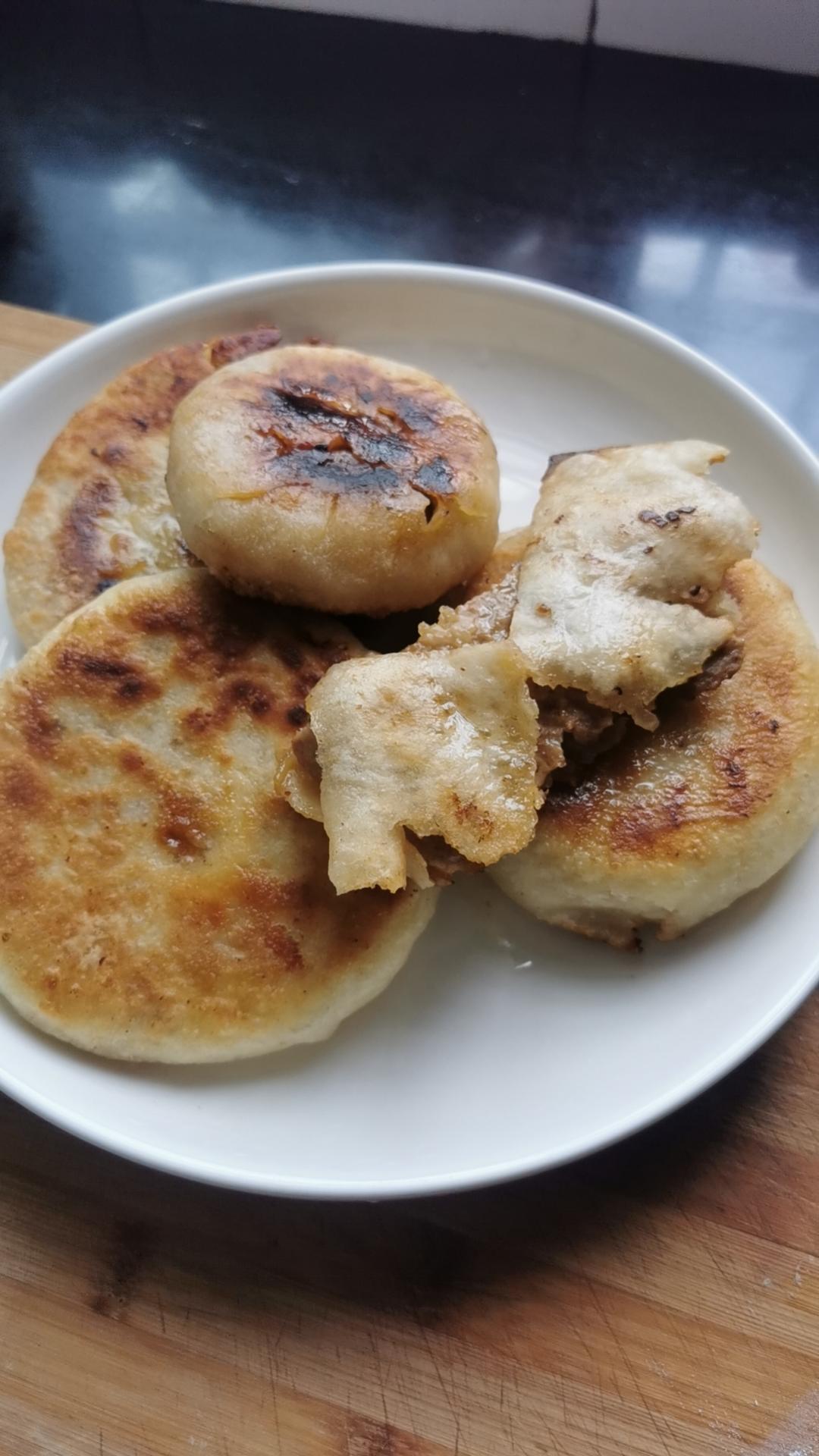 牛肉大葱馅饼/韭菜鸡蛋馅饼