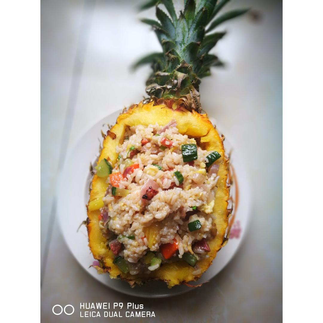 虾仁菠萝炒饭