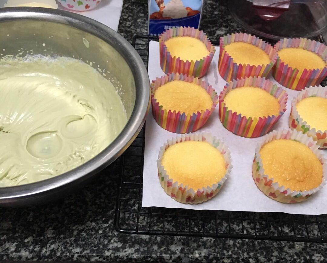 奶油戚风杯子蛋糕