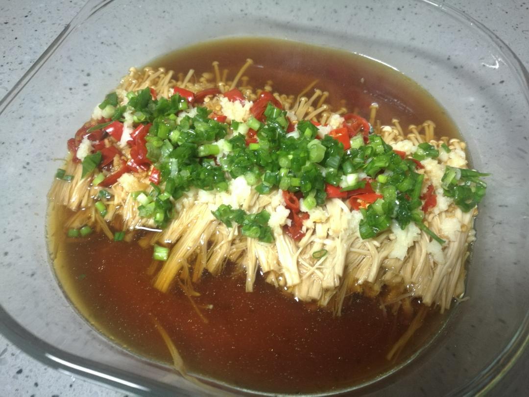 【清蒸金针菇--微波炉快手菜】