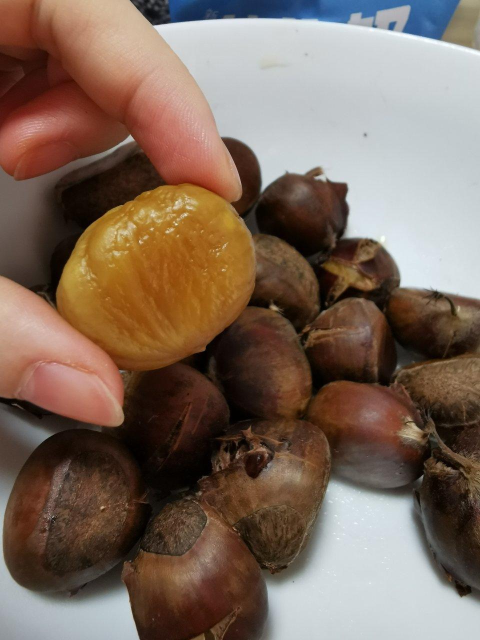 电饭煲煮栗子，栗子肉会跳出来~（内附划切口方法）