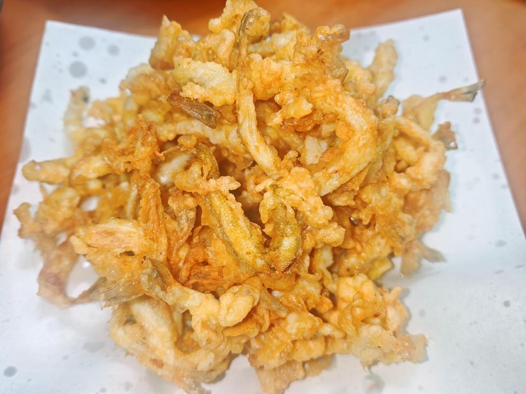干炸小银鱼