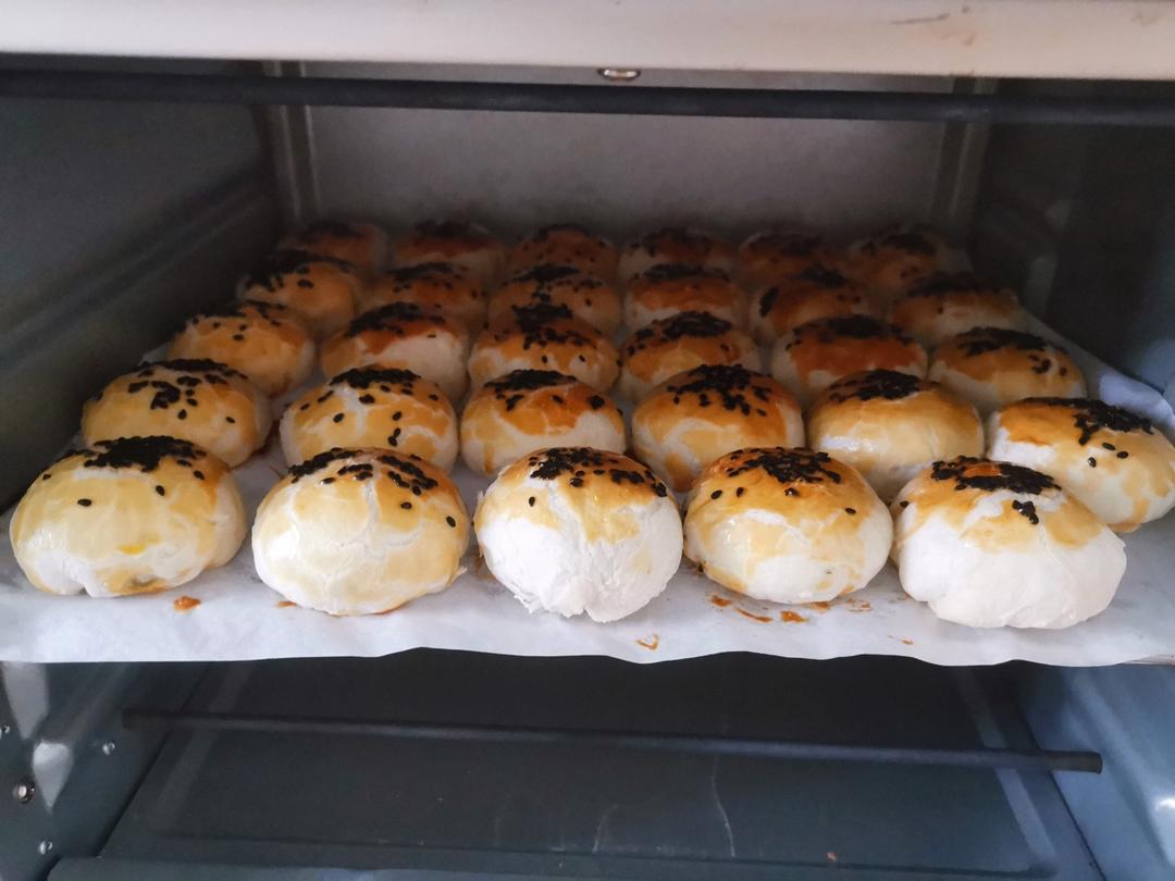 酥皮绿豆饼   酥得掉渣渣