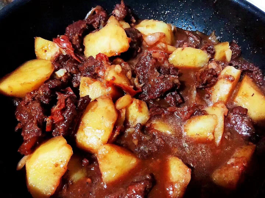 土豆炖牛肉