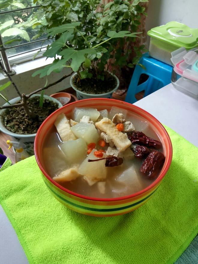 榴莲壳冬瓜瘦肉汤的做法