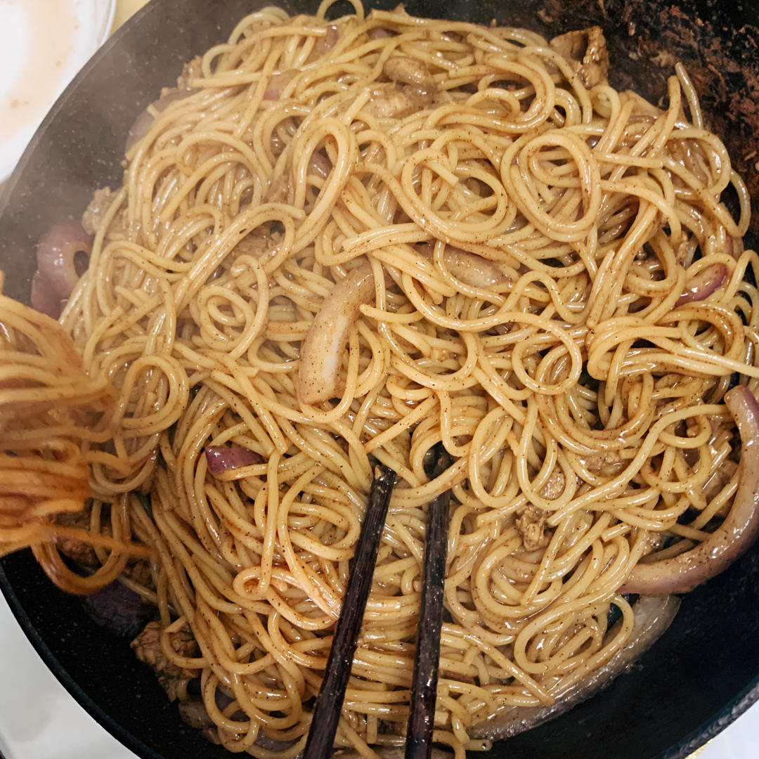 比餐厅好吃的黑椒牛柳意面🍝零失败简单教程