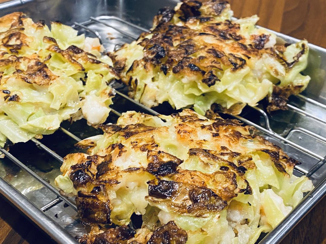 甜口虾仁包心菜煎饼