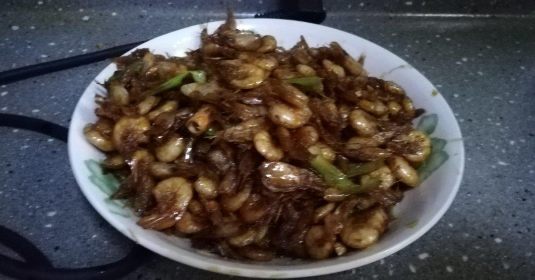 油爆小河虾