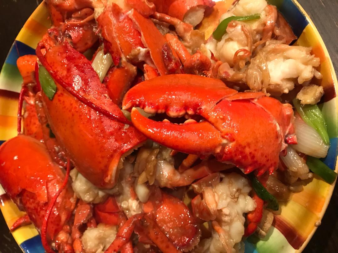 葱姜蒜爆炒大龙虾