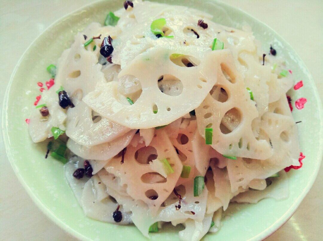 凉拌莲菜