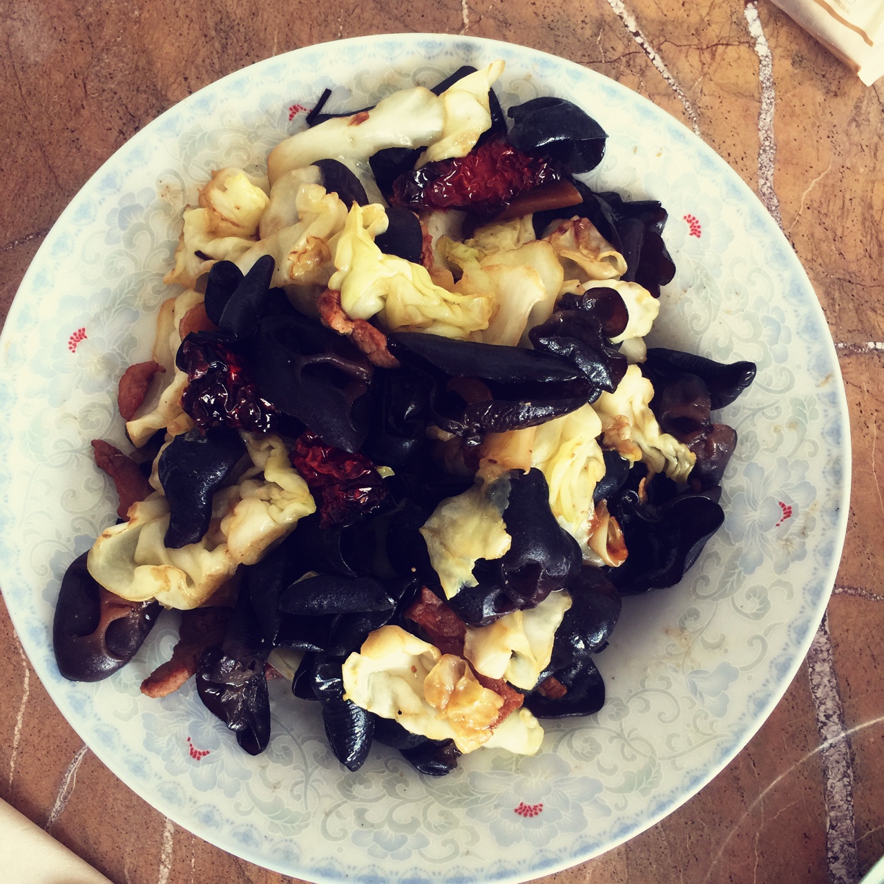 干锅手撕卷心菜