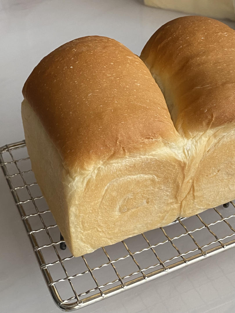 软到拿不起来的生吐司