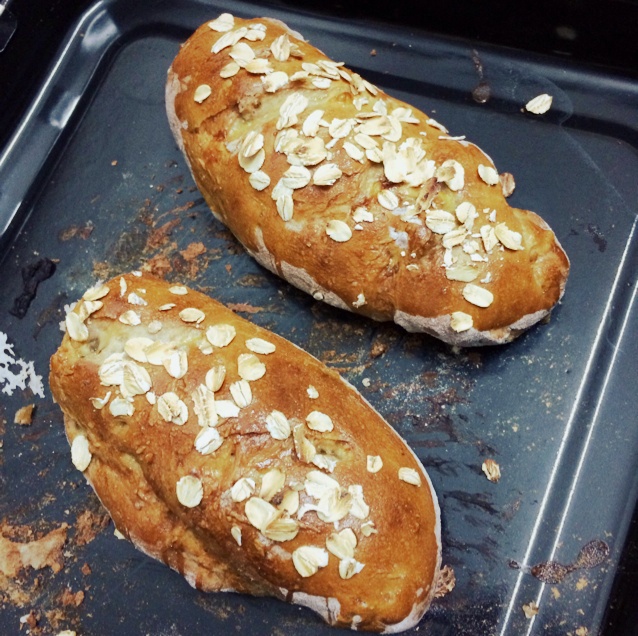 全麦葡萄干面包