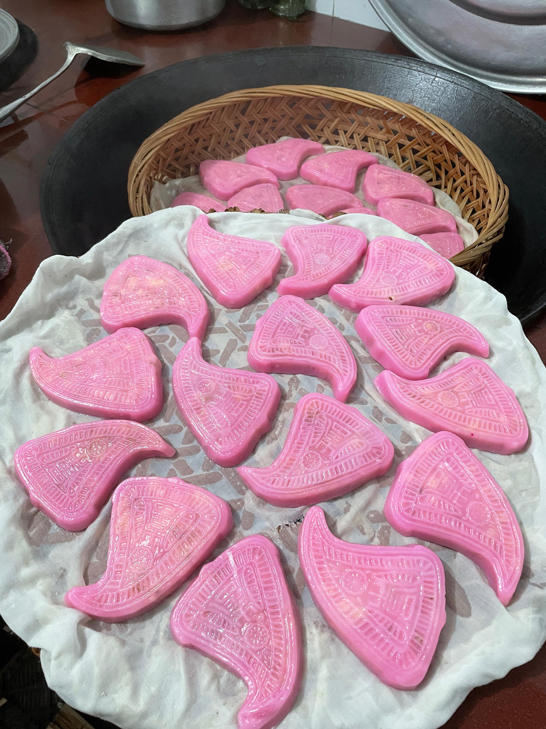 最爱蜡笔小新做的潮州红桃果