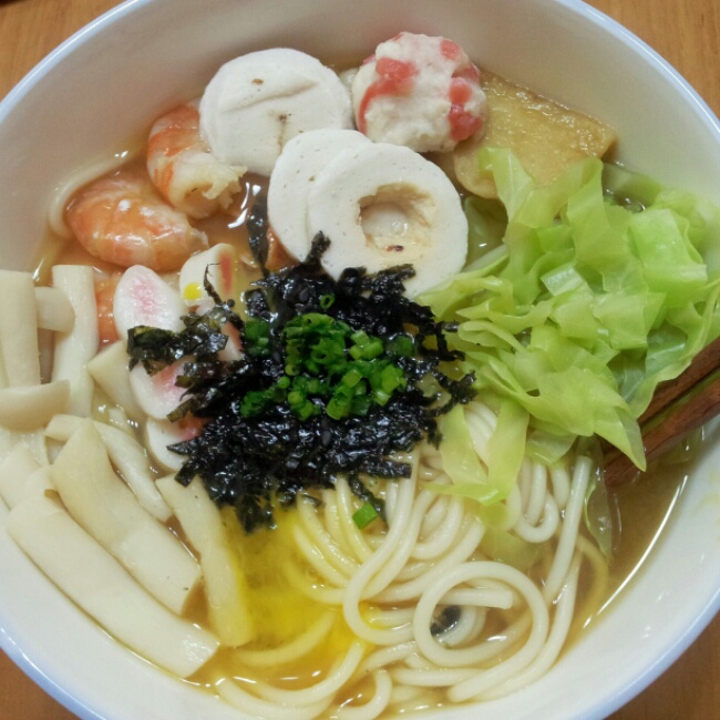 炫酷土豪屌炸天の味增伪海鲜拉面