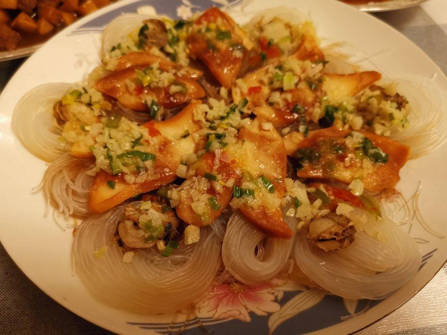 蒜蓉粉丝蒸扇贝