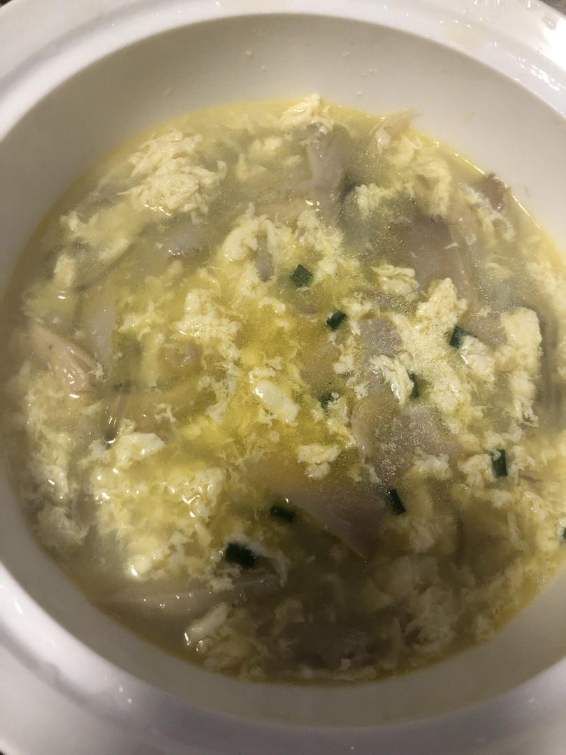 黑平菇粉丝鸡蛋汤