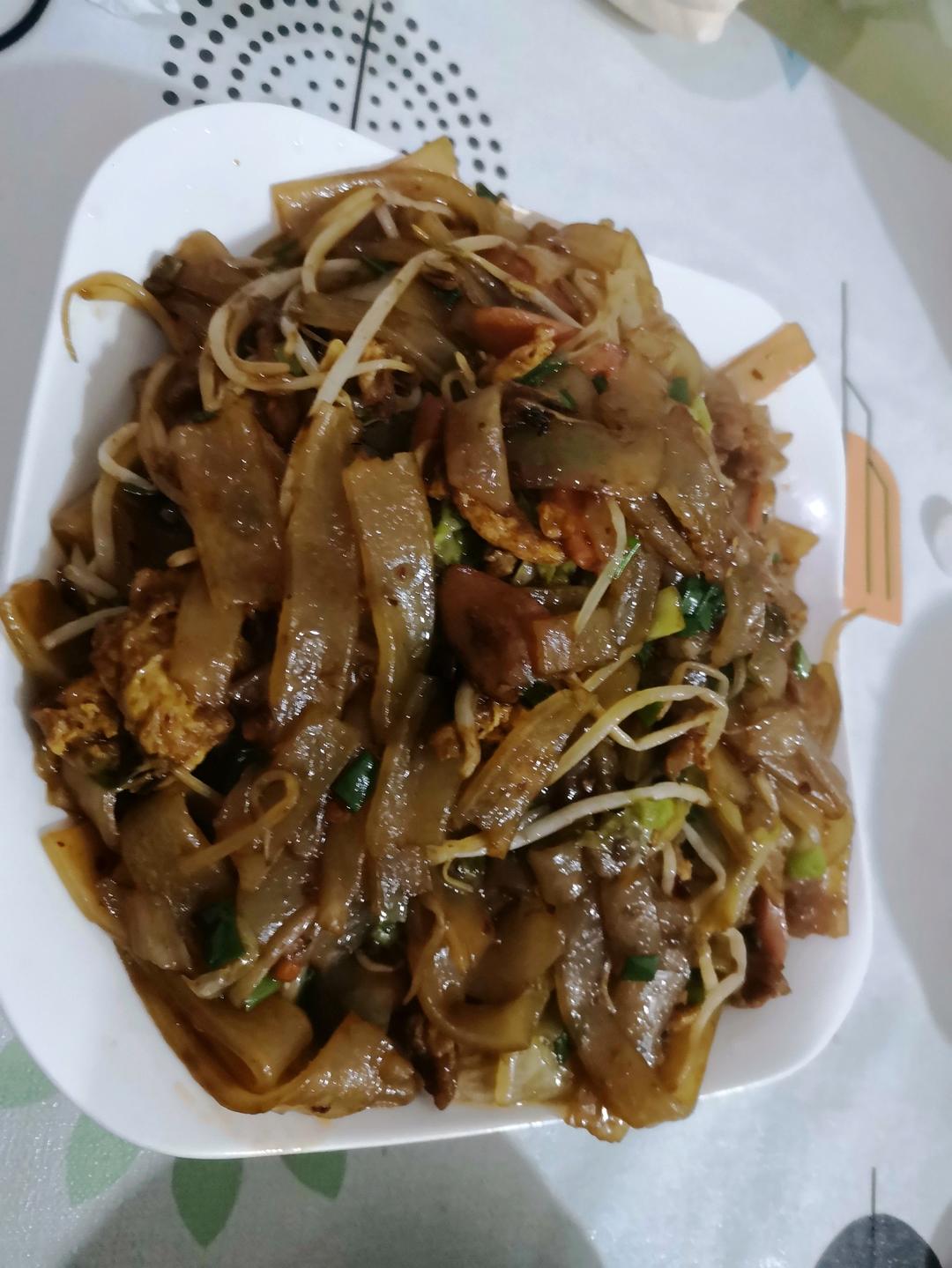 炒河粉