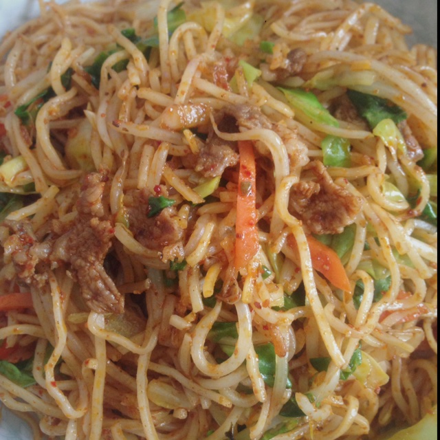 新疆风味炒细面