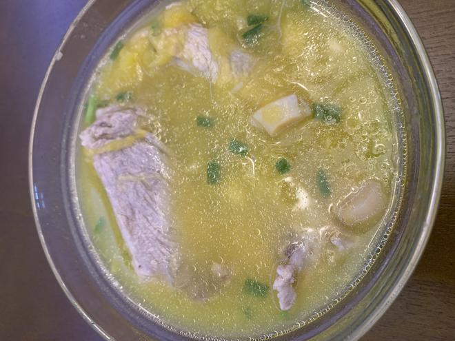 南瓜干贝排骨汤的做法