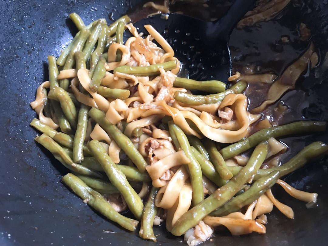 豆角焖面