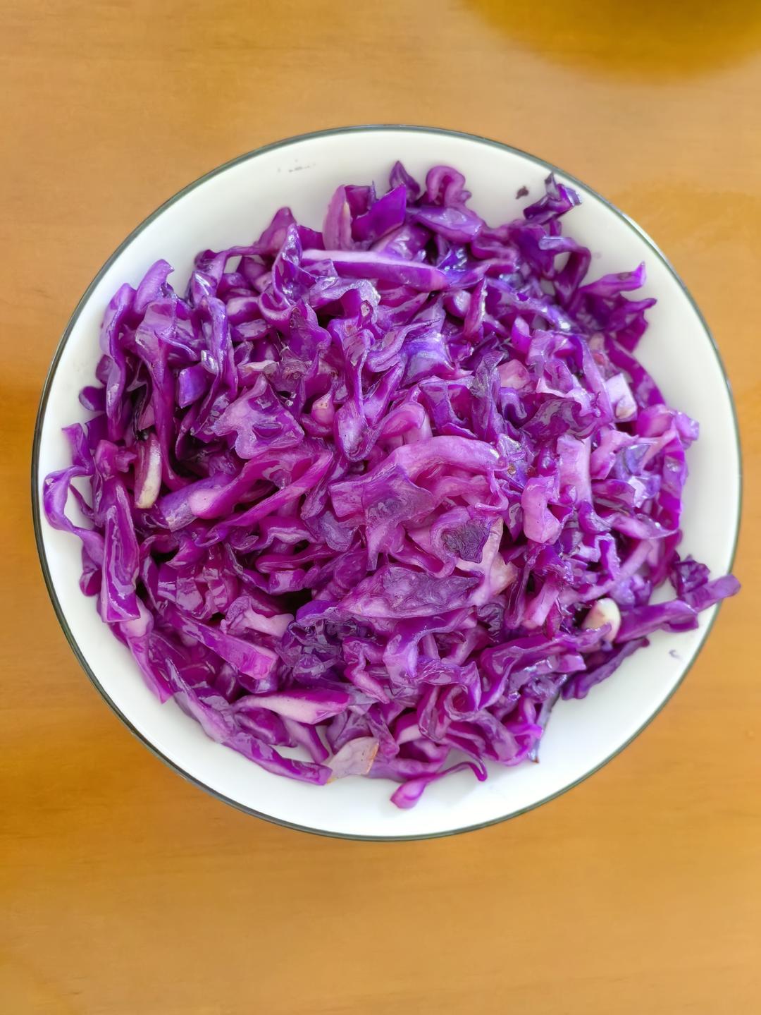 清炒香脆紫甘蓝