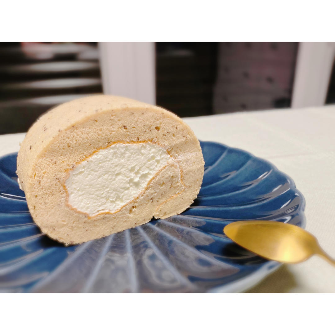 肥而不腻的超厚瑞士卷