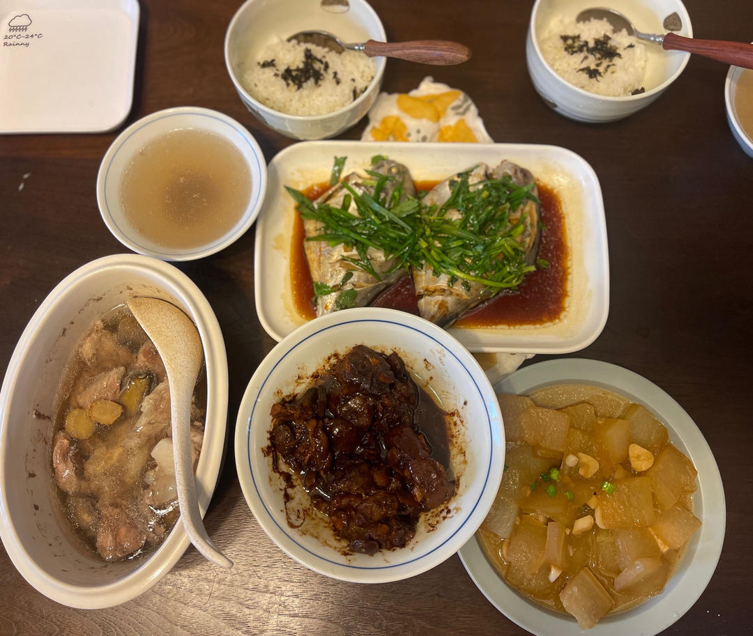 海带豆腐金针菇瘦肉汤+小米蒸肉丸+菠菜蛋羹【4月北鼎蒸炖锅食谱】
