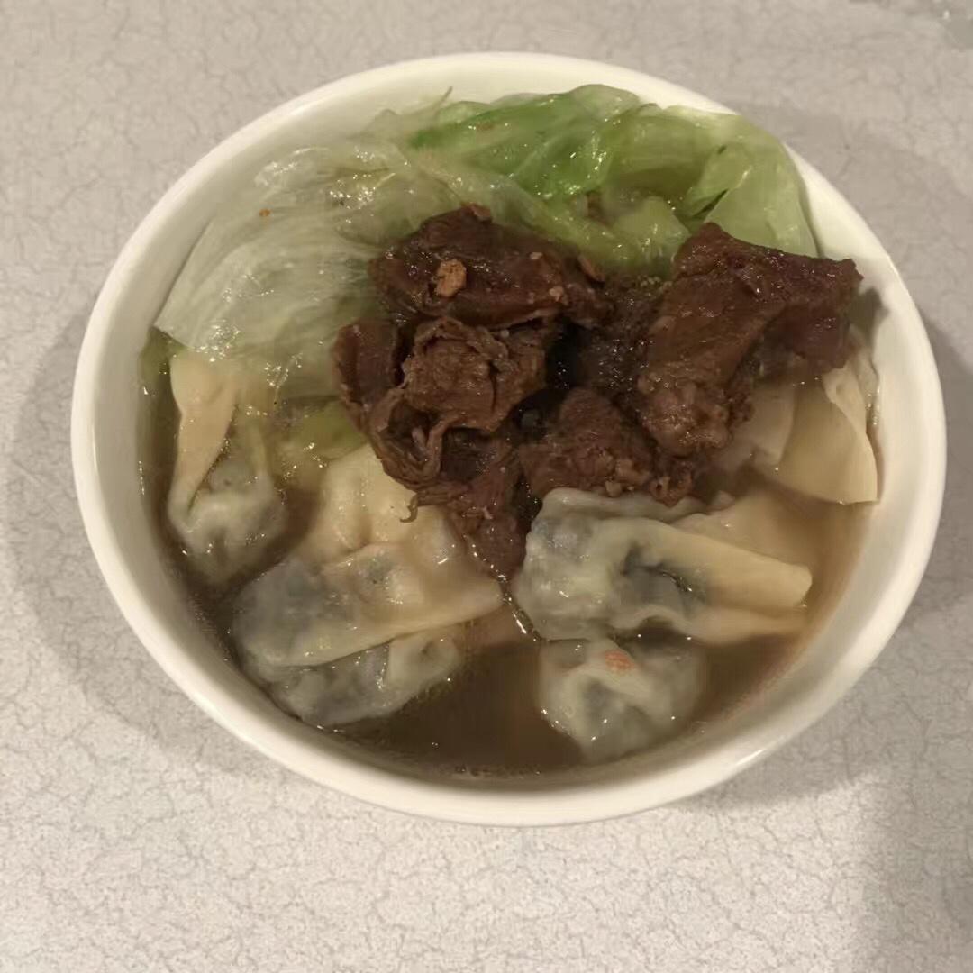 手擀薄皮虾肉馄饨
