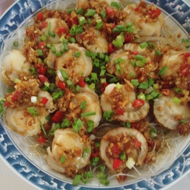 蒜蓉粉丝蒸扇贝