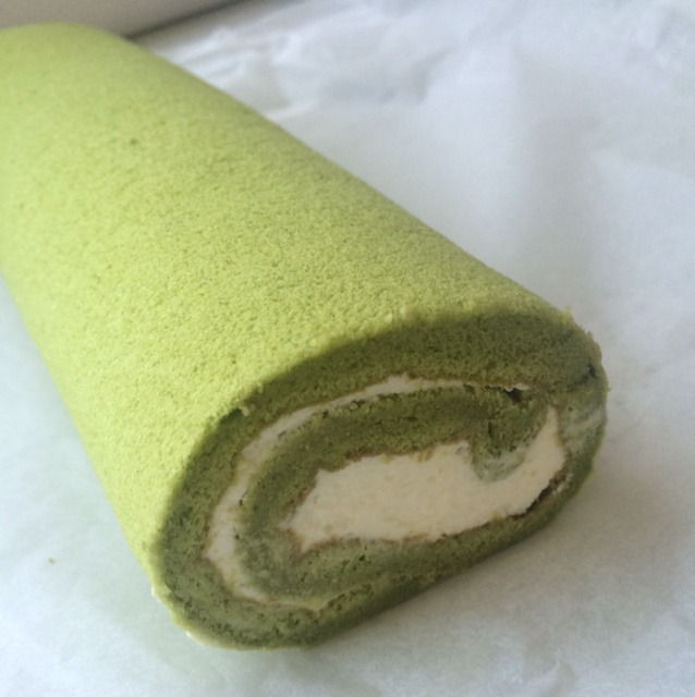 抹茶戚风蛋糕卷