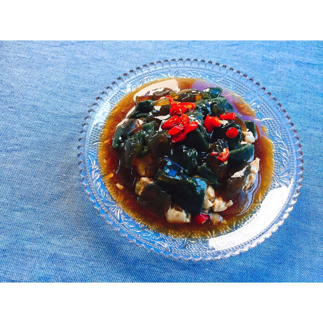 凉拌皮蛋豆腐