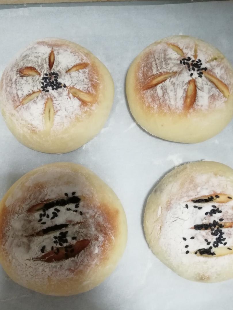 豆沙蛋黄面包～好吃到哭～