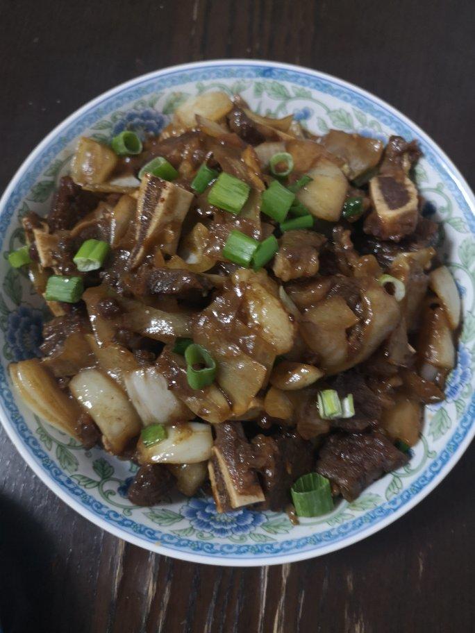 【香喷喷的】香煎牛仔骨