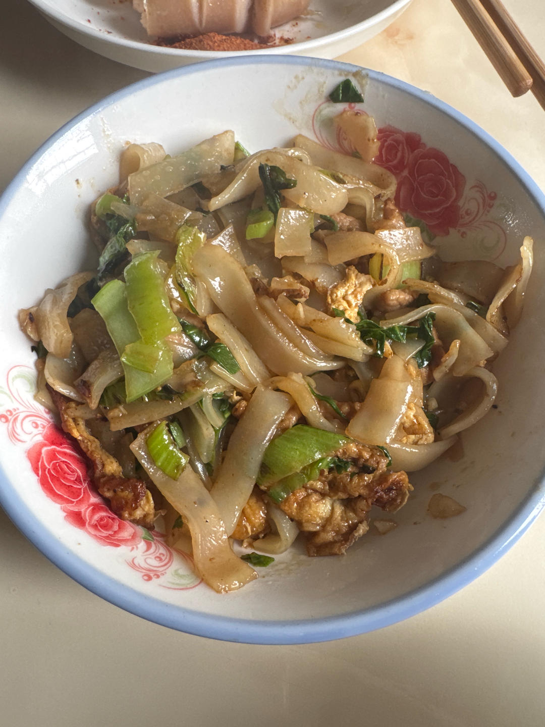 路边摊的炒河粉