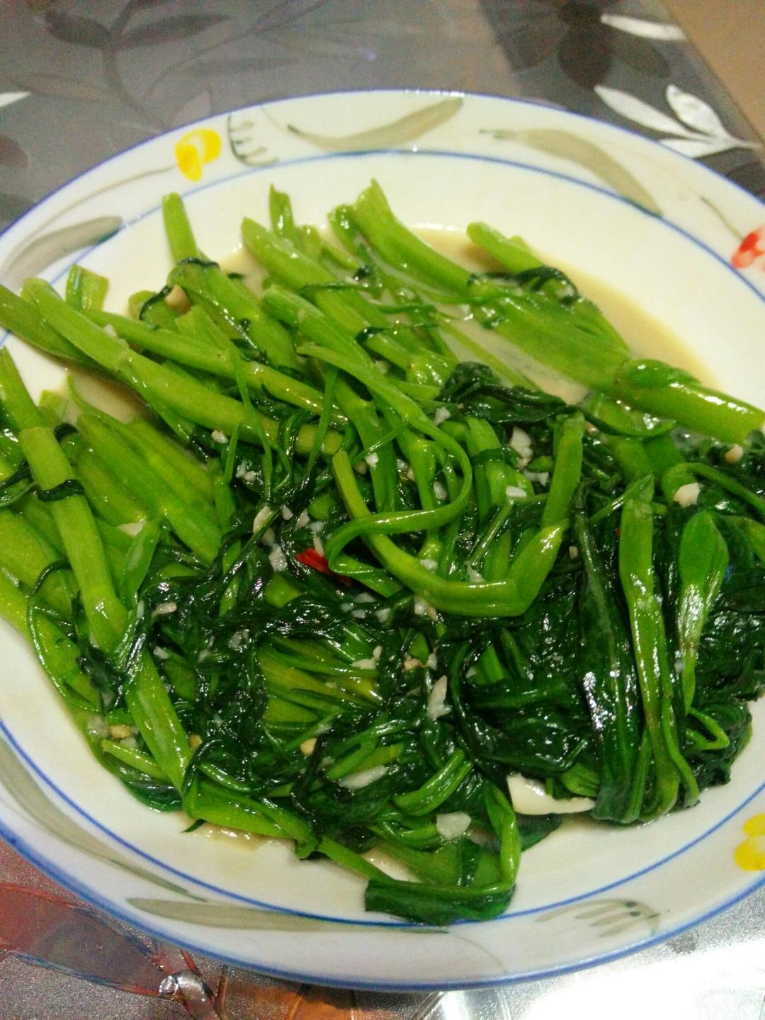 椒丝腐乳炒通菜
