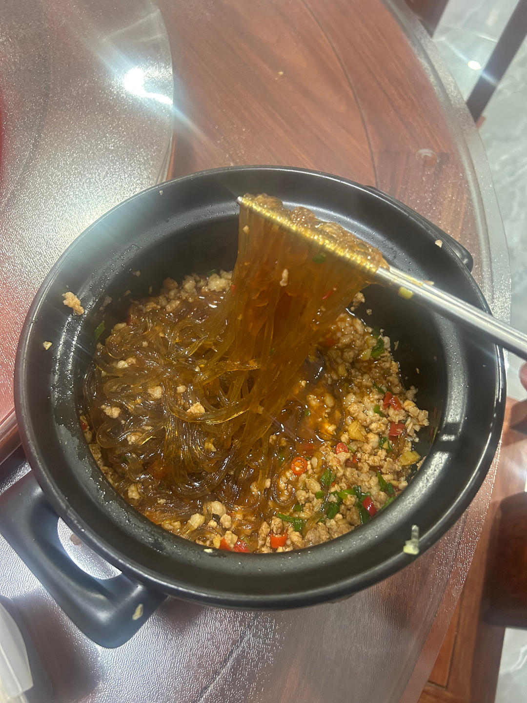 10分钟快手菜，巨下饭的肉沫粉丝煲