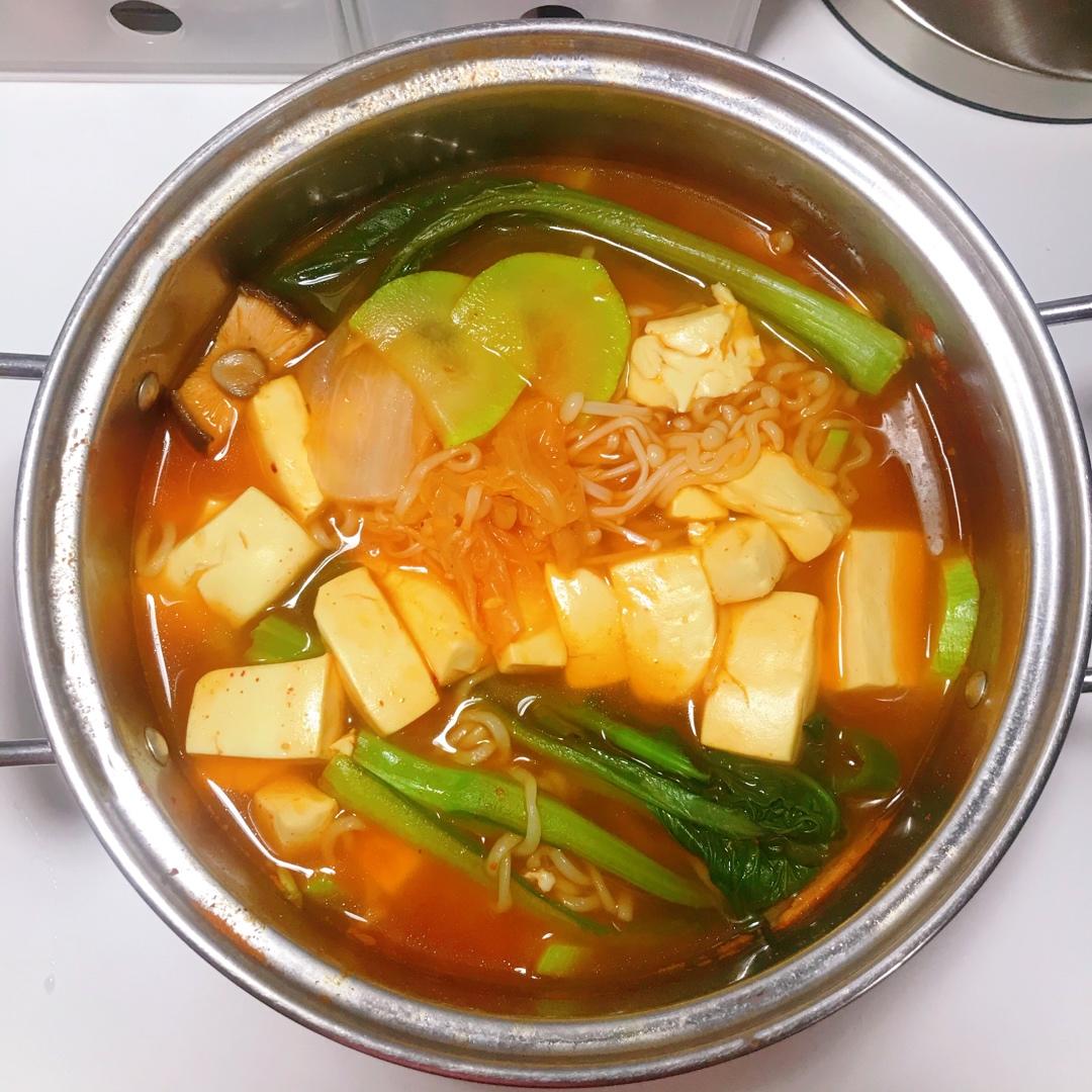 韩国泡菜豆腐汤